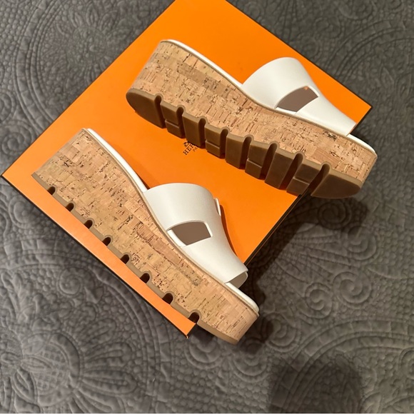 Hermes EZE White Cork Wedge Sandals size 41 - Picture 4 of 11